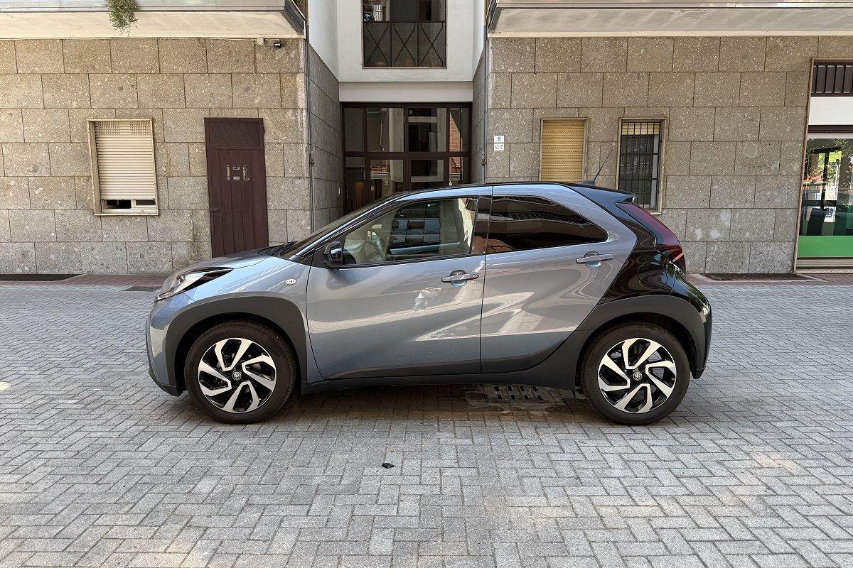 TOYOTA Aygo X 1.0 VVT-i 72 CV 5 porte Trend