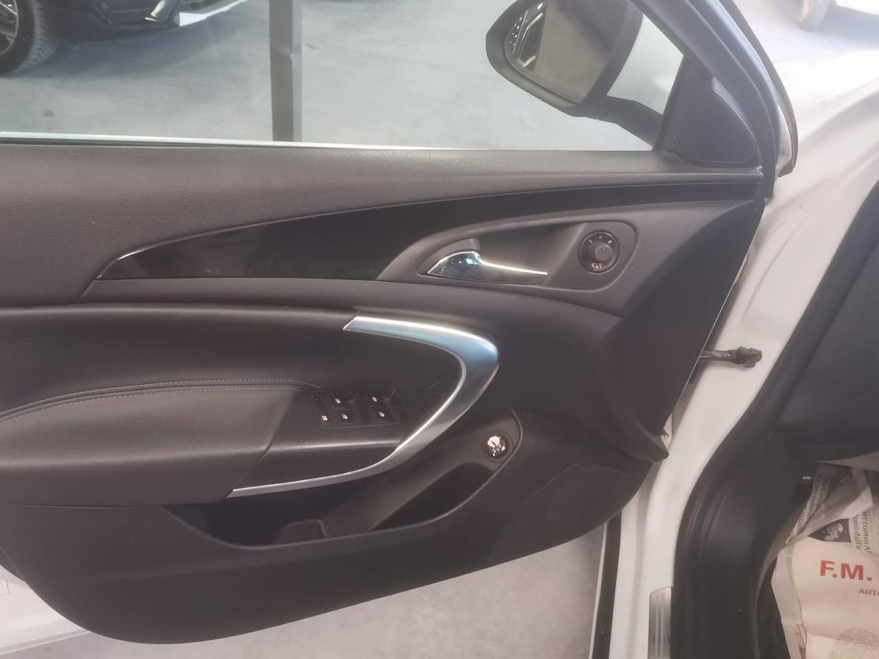 Opel Insignia 2.0 CDTI Sports Tourer aut. Cosmo 2010