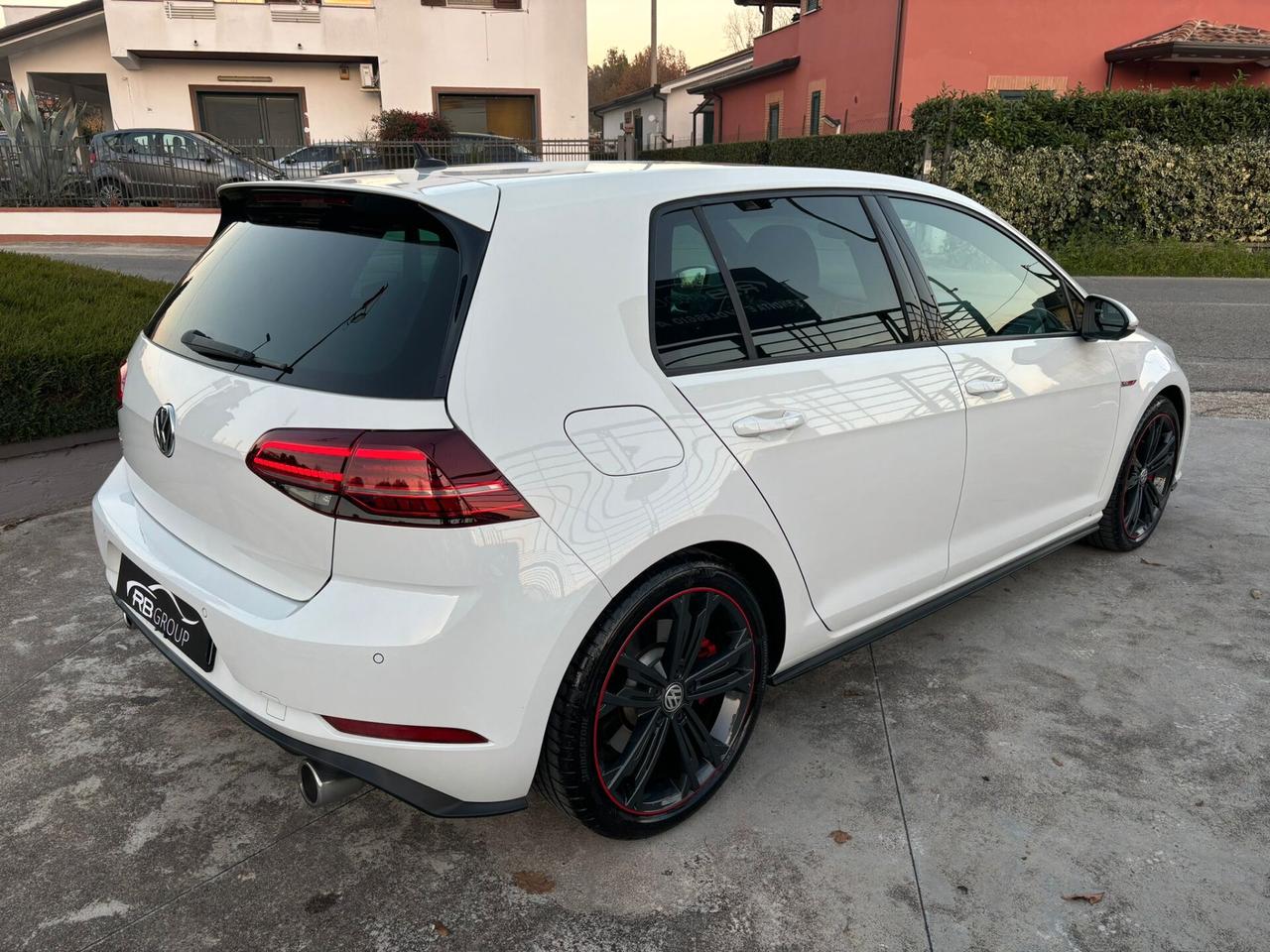 Volkswagen Golf GTI Golf GTI Performance 2.0 245 C