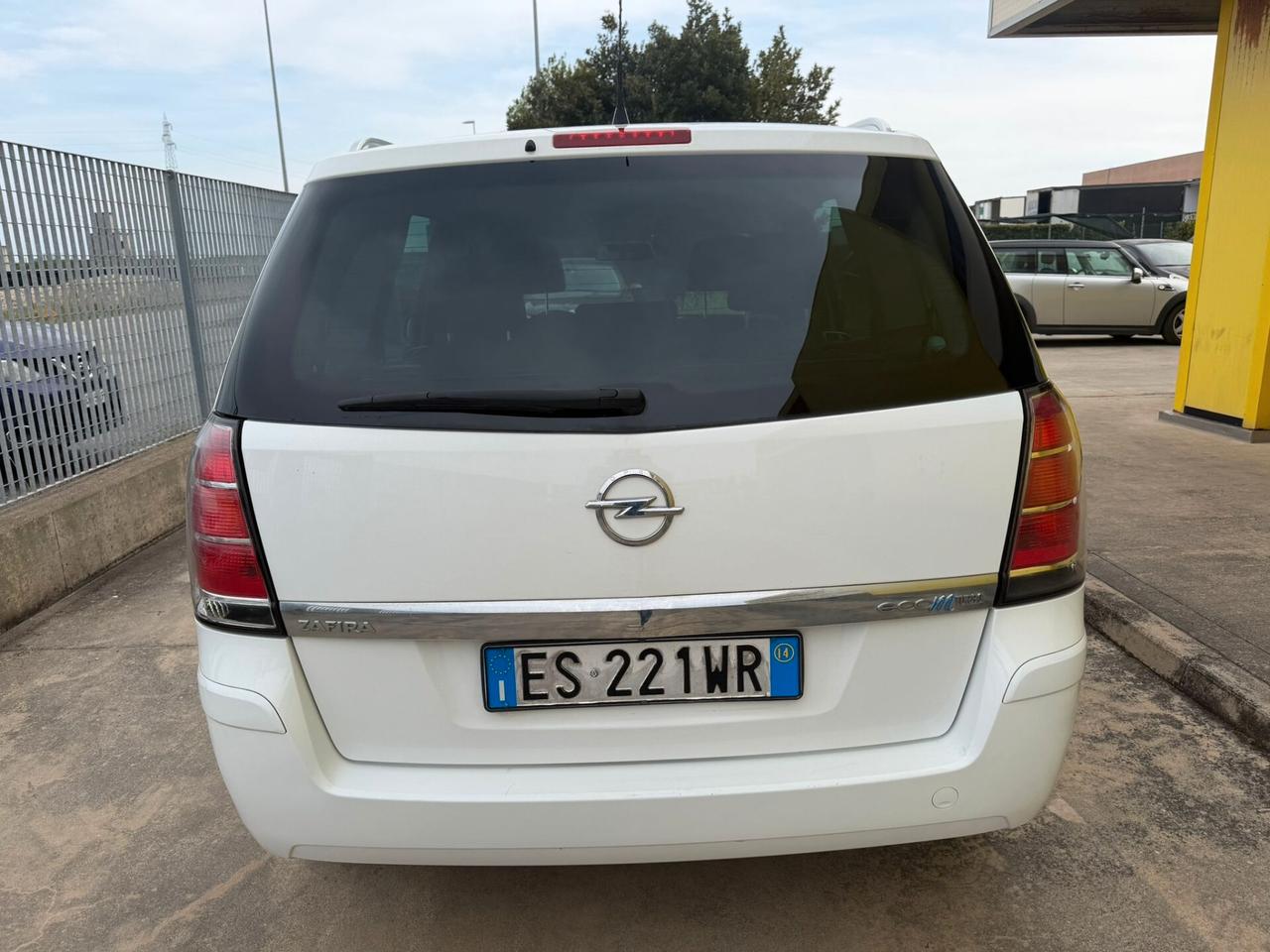 7 POSTI !! METANO zafira 1600 turbo metano 2014