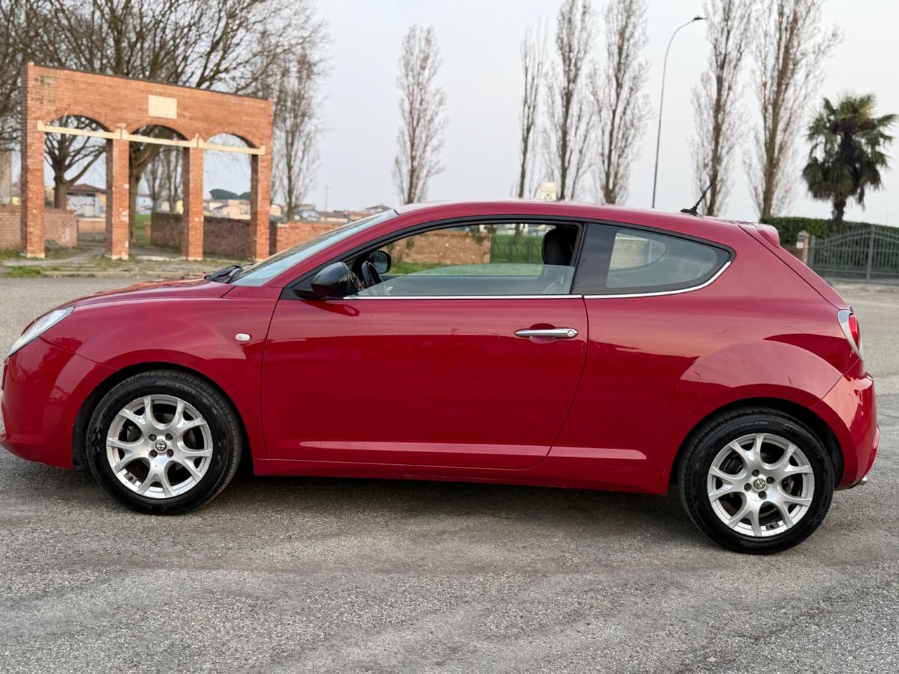 Alfa Romeo MiTo 1.4 78 CV Distinctive Sport Pack