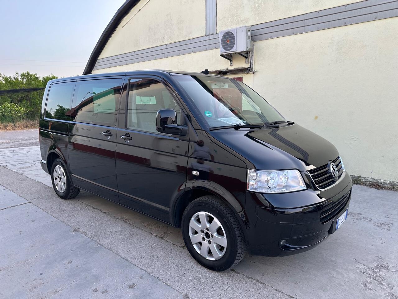 Volkswagen Multivan 2.5 TDI/174CV Highline