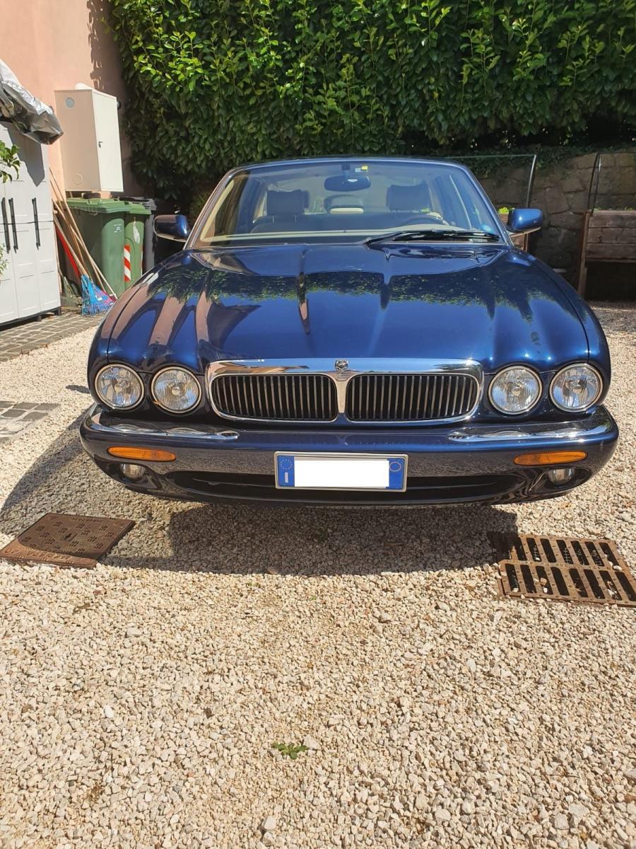 JAGUAR XJ 4.0 Sovereing