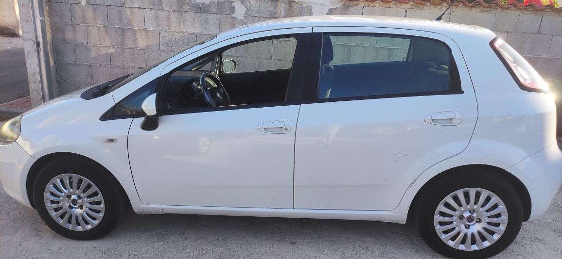 Punto evo 1300 diesel 5 porte neopatentati