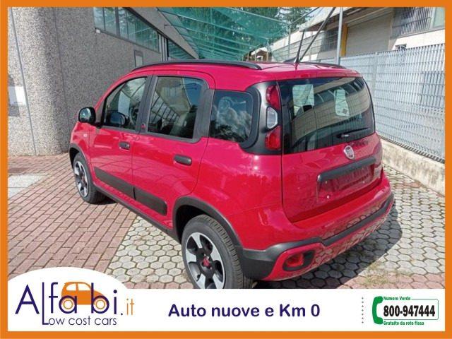 FIAT Panda 1.0 FireFly 70CV Hybrid Cross (RED)