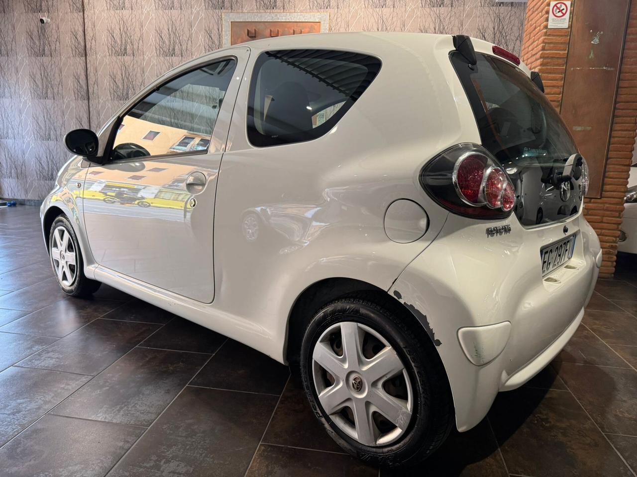 Toyota Aygo 1.0 12V VVT-i 3 porte Sol Connect