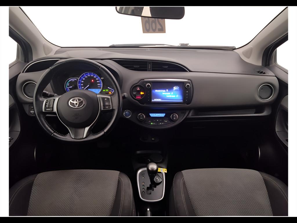 TOYOTA Yaris III 2015 - Yaris 5p 1.5h Active my16