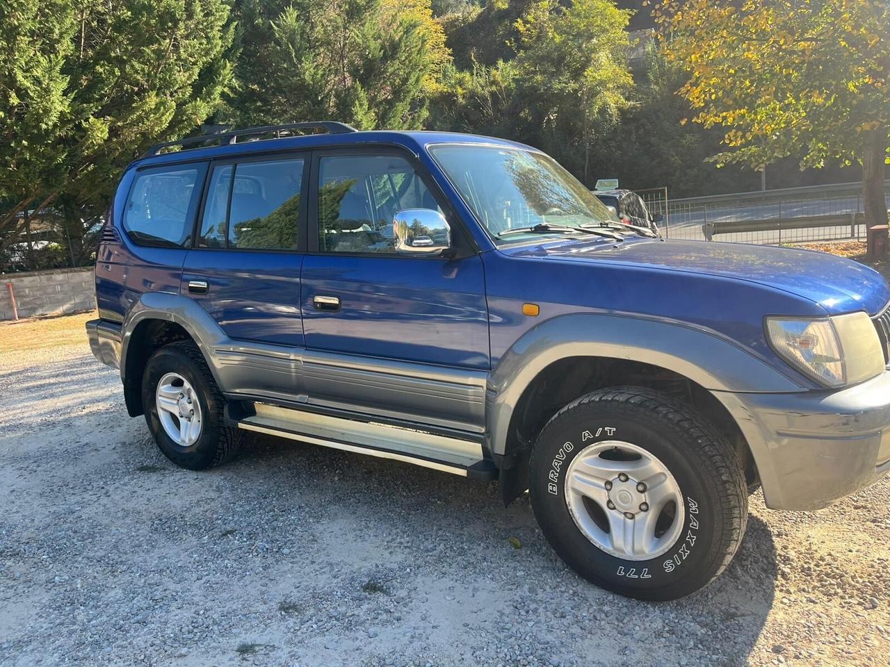 Toyota Land Cruiser 3.0 / Gancio di traino / 4x4