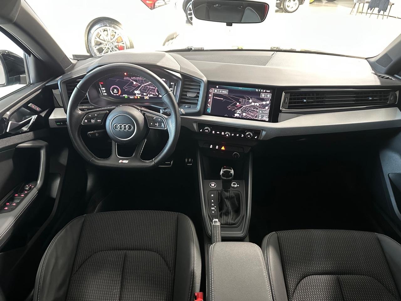 Audi A1 SPB 35 TFSI S tronic Identity Black