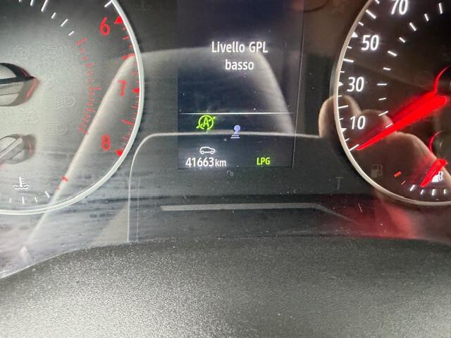 Renault Captur TCe 100 CV GPL Equilibre