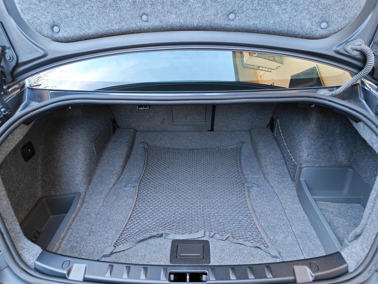 BMW 325 xDrive 3.0 BENZINA 218cv Coupè / Unipro