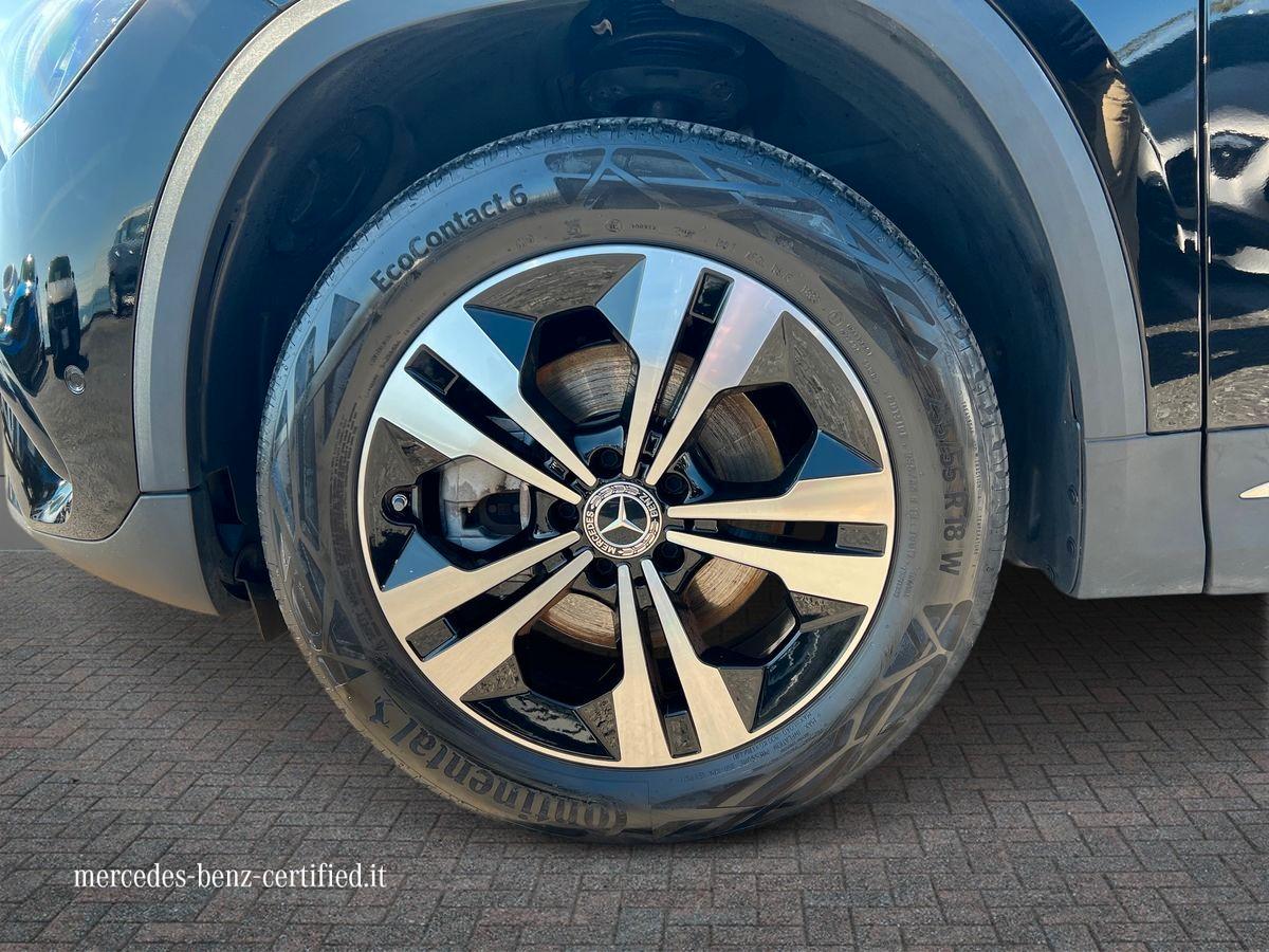 Mercedes-Benz GLA 180 Progressive Advanced Plus auto