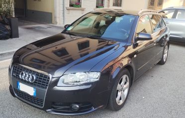 Audi A4 Avant 2.0 TDI 143CV S-Line