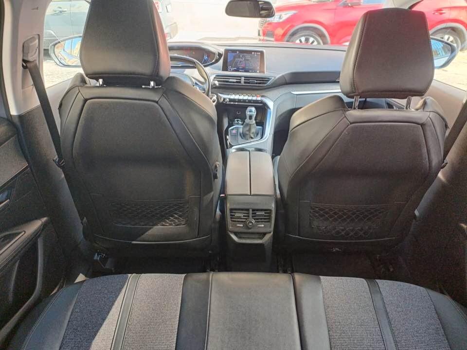 Peugeot 3008 BlueHDi 130 S&S Crossway