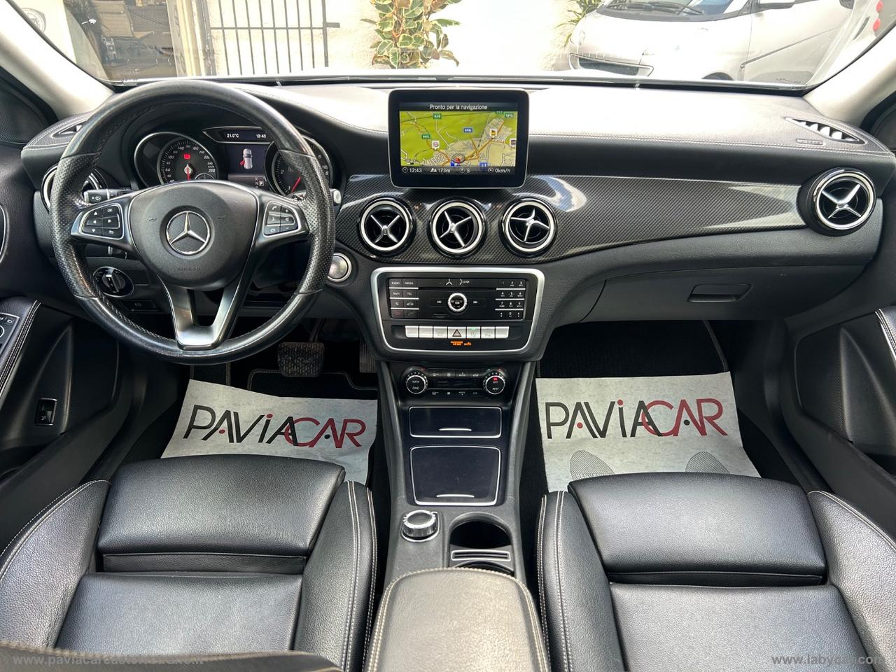 MERCEDES-BENZ GLA 200 d Automatic Premium NIGHT EDITION