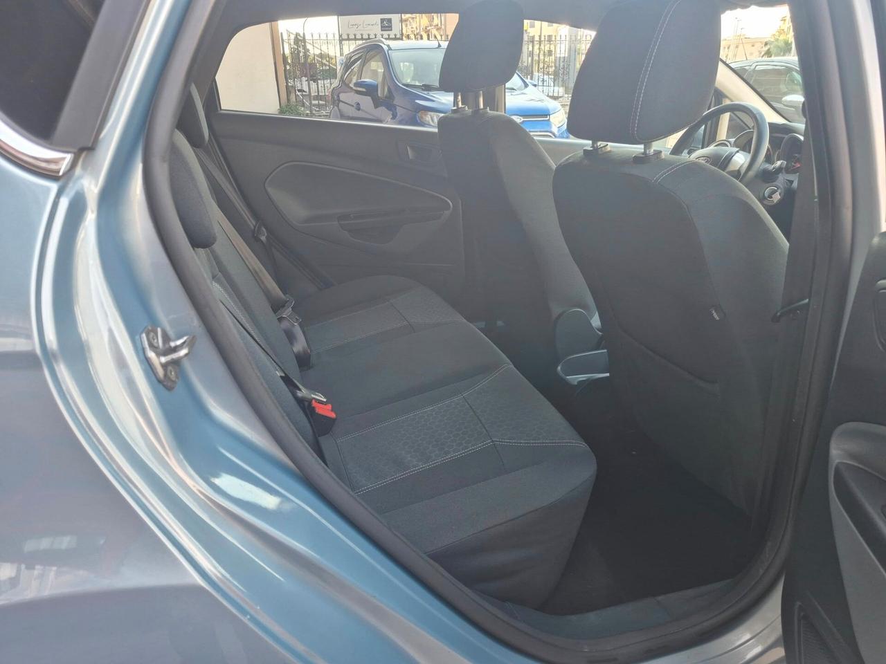 Ford Fiesta 1.4 TDCi 5p. Titanium