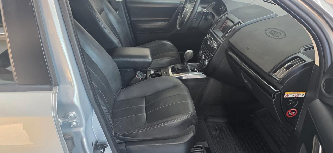 Land Rover Freelander 2.2 TD4 S.W. SE
