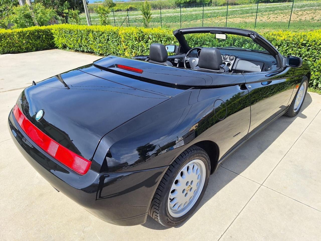 Alfa Romeo GTV 1.8i 16V Twin Spark Cabriolet
