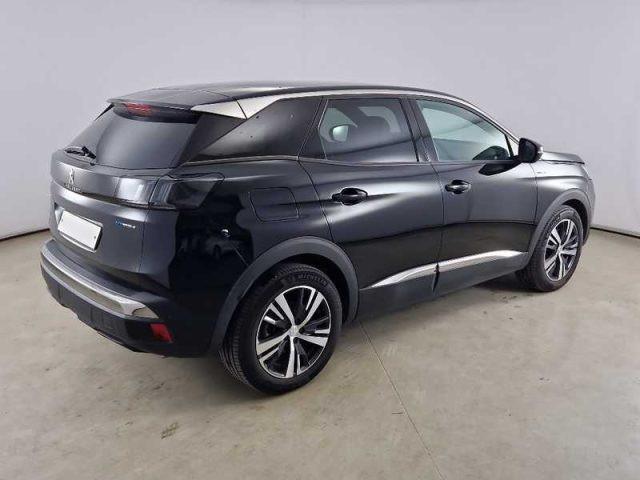 PEUGEOT 3008 Hybrid4 300 e-EAT8 Allure Pack