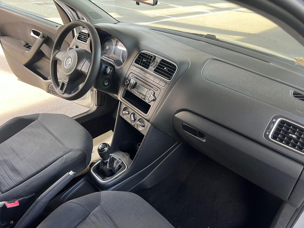 Volkswagen Polo 1.2 TSI UNICO PRO EURO5D 2014