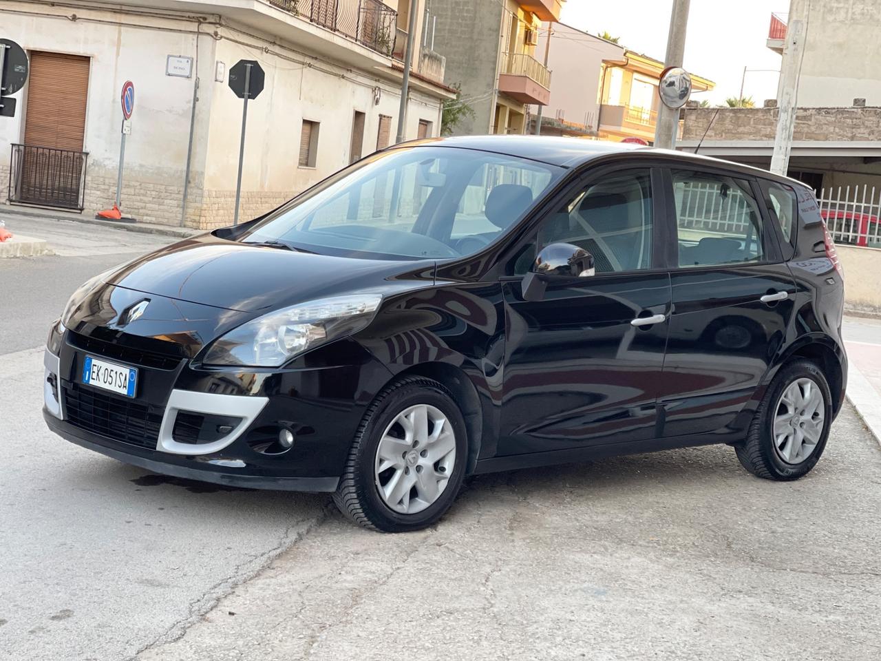 Renault Scenic X-Mod 1.5 dCi 110CV Dynamique