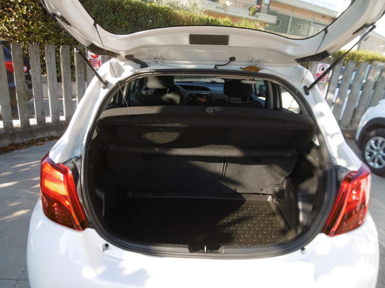 Toyota Yaris 1.0 5 porte Active