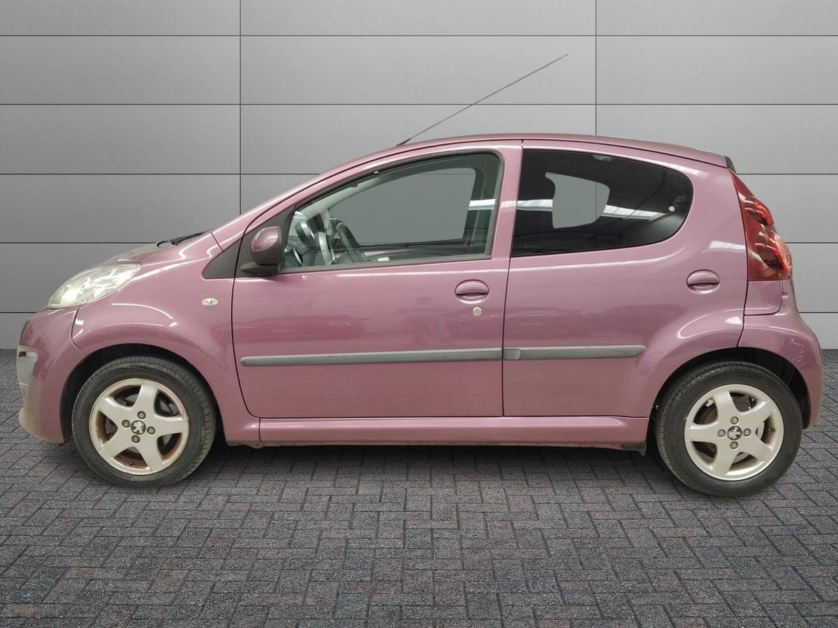 PEUGEOT 107 5p 1.0 12v Urban Move