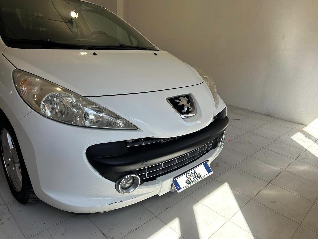 Peugeot 207 1.4 HDi 70CV 3p. ONE Line