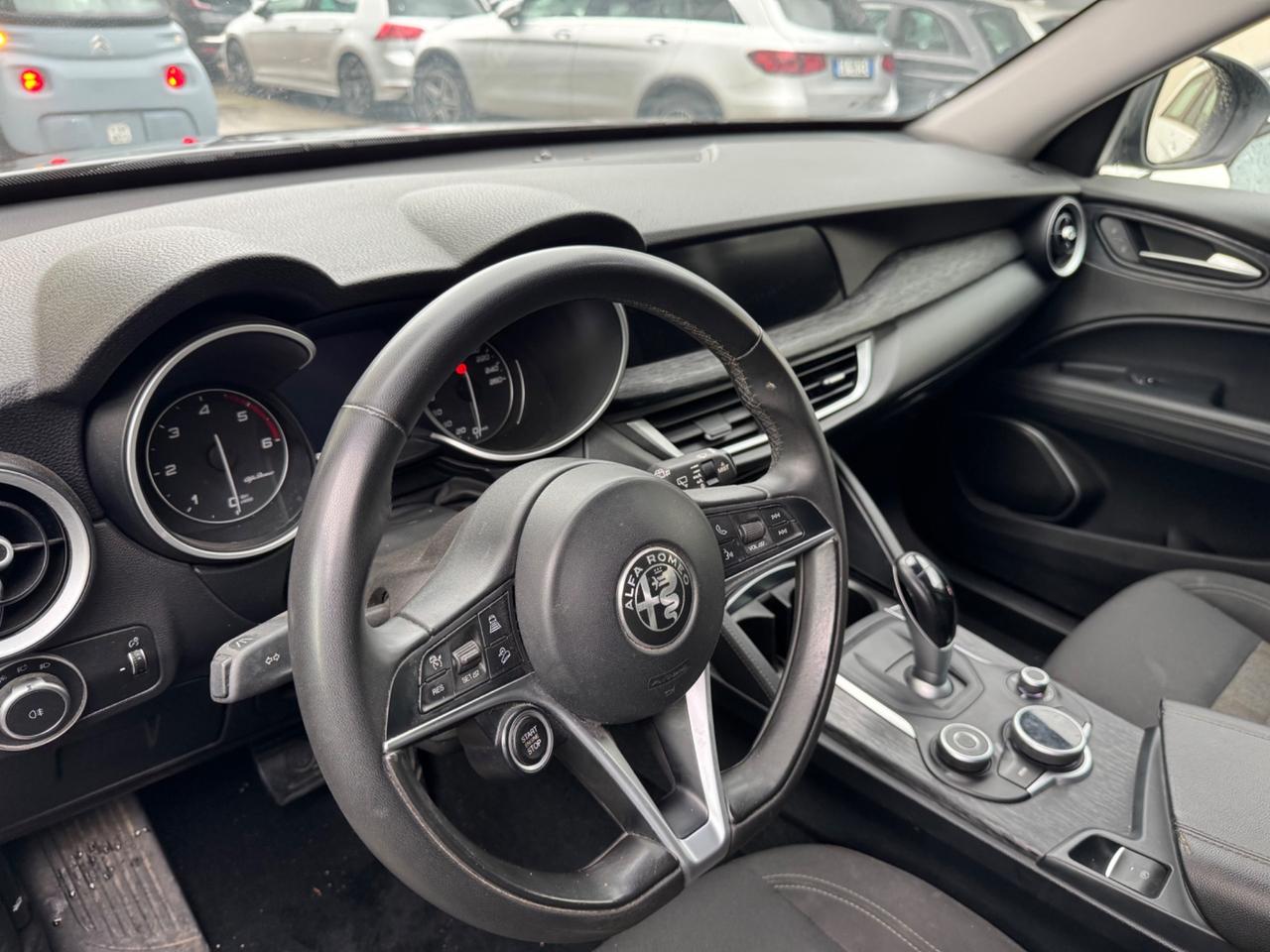 Alfa Romeo Stelvio 2.2 Turbodiesel 160 CV AT8 RWD Business