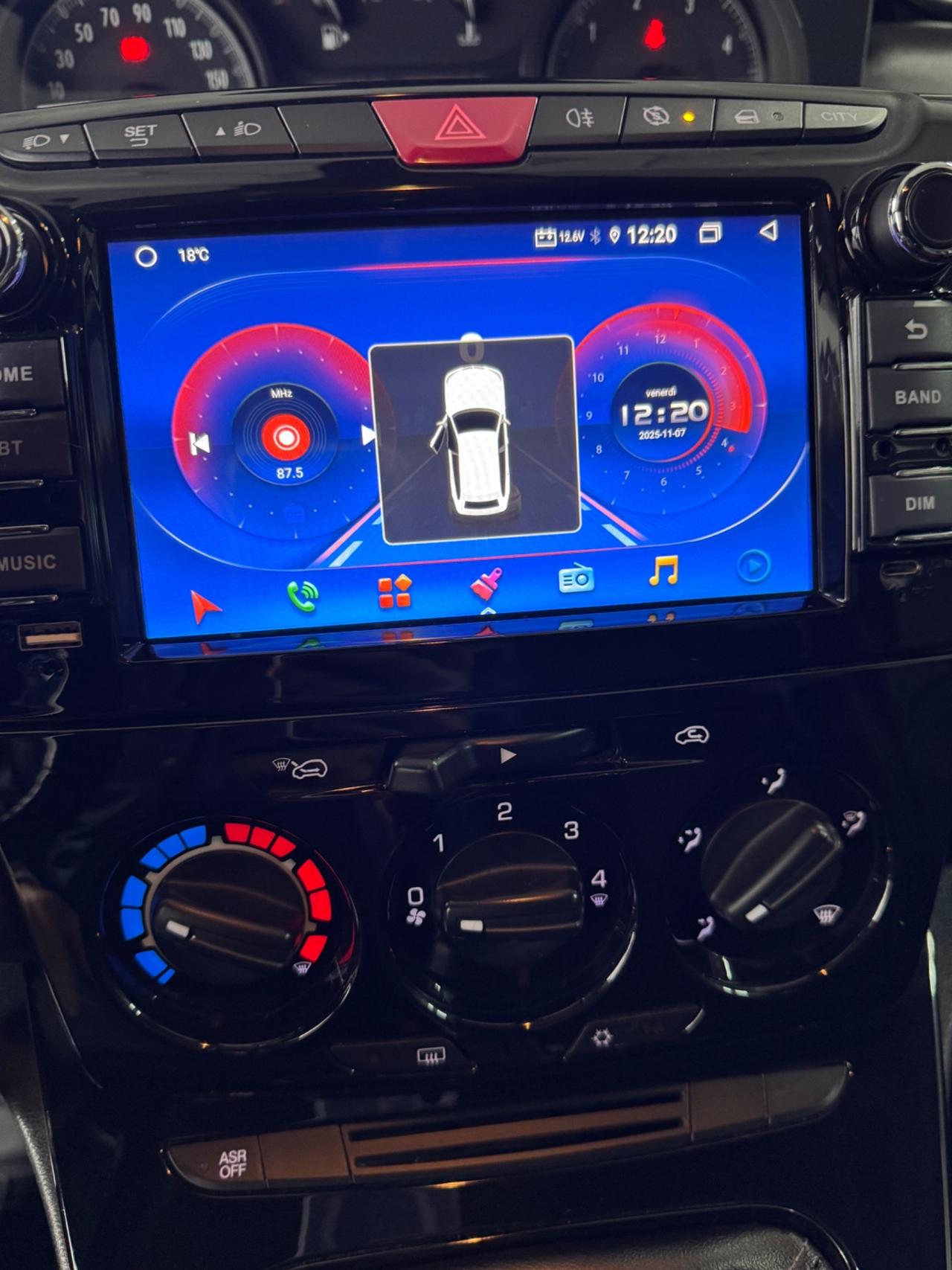 Lancia Ypsilon 1.3 MJT 16V 95 CV 5 porte S&S Gold