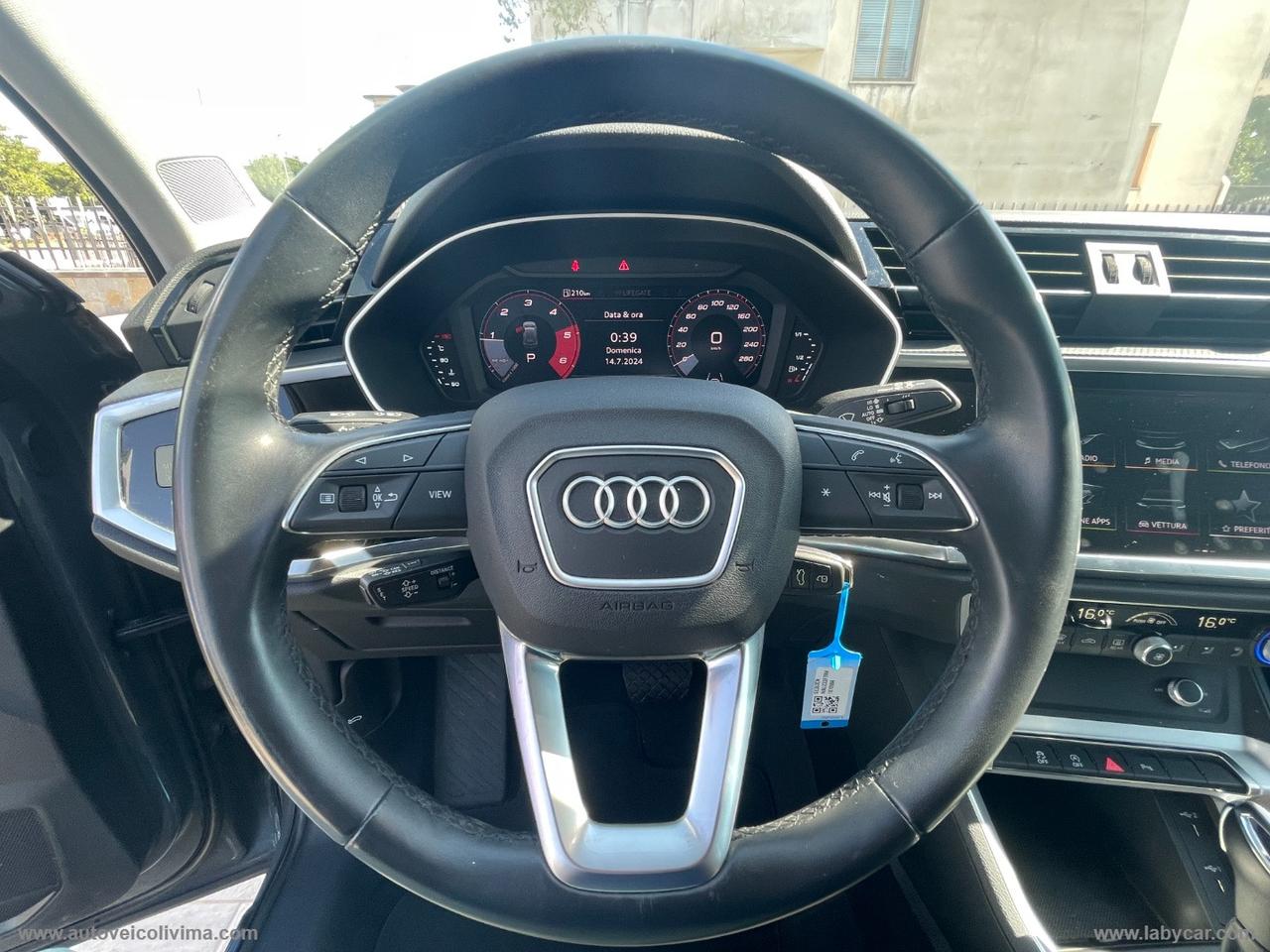 AUDI Q3 35 TDI S tronic Business Advanced