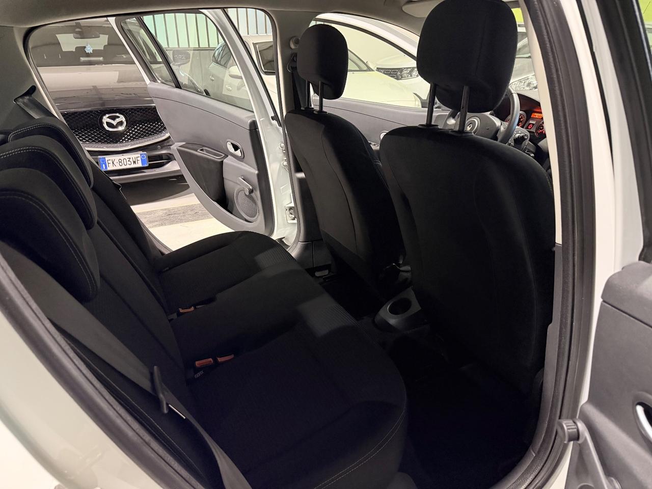 Renault Clio 1.2 5 porte GPL neopatentati 2012