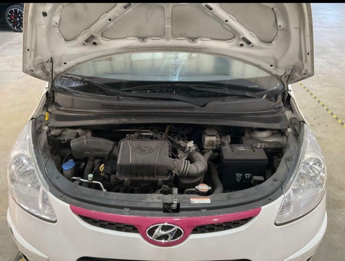 Hyundai i10 Fiorucci con tetto apribile 53.000km
