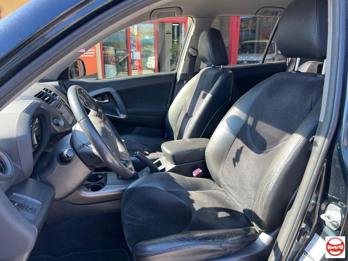 TOYOTA - RAV4 2.2 d-4d Lounge 150cv mt