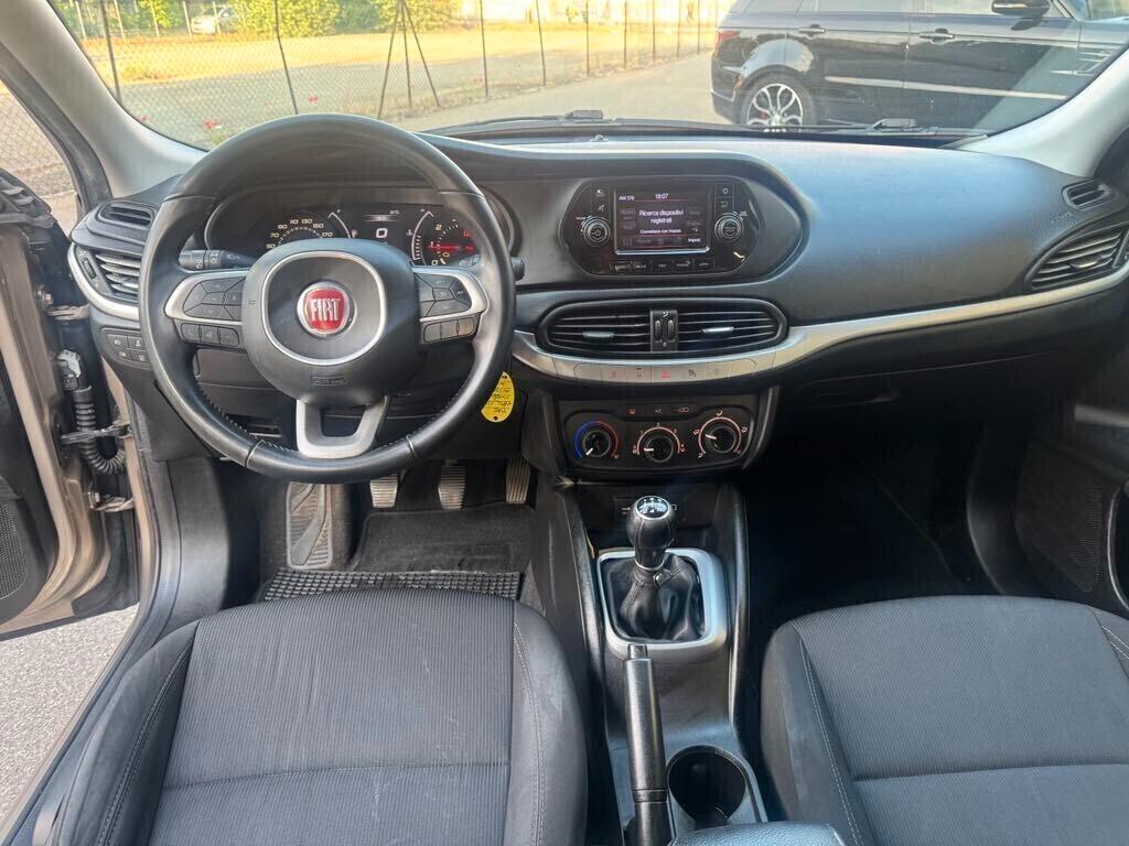 Fiat Tipo 1.3 Mjt S&S 5 porte Easy