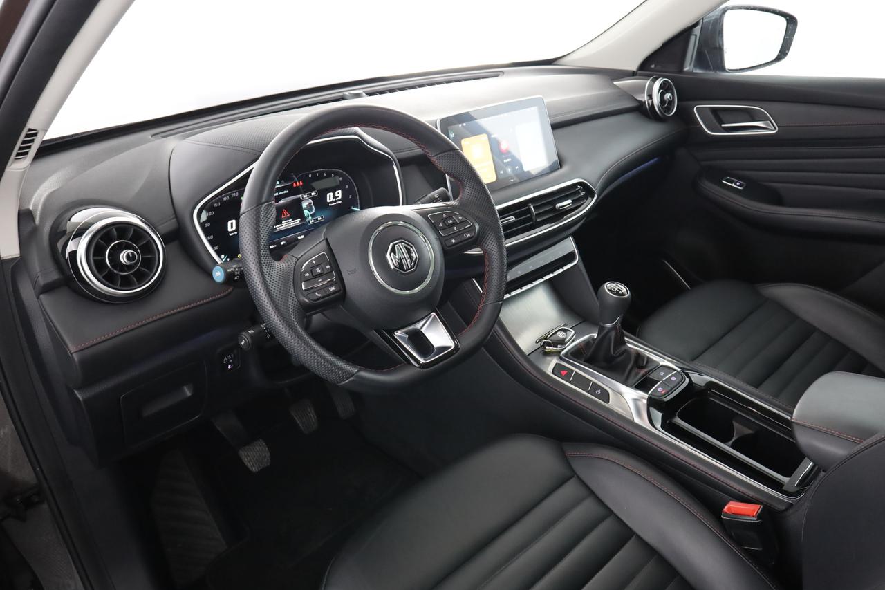 MG HS 1.5T-GDI Luxury