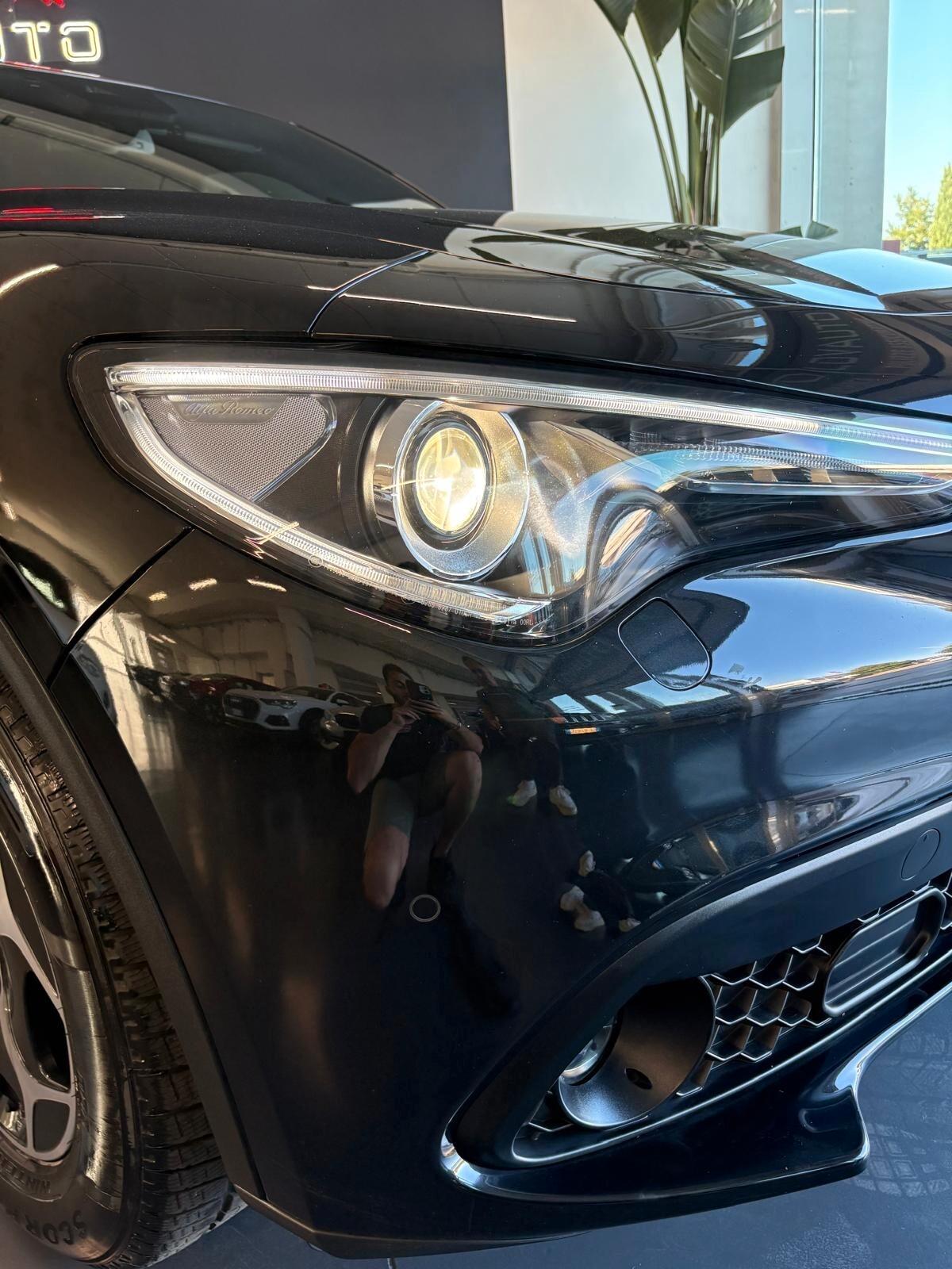 Alfa Romeo Stelvio 2.2 Turbodiesel 160 CV AT8 RWD Super Business