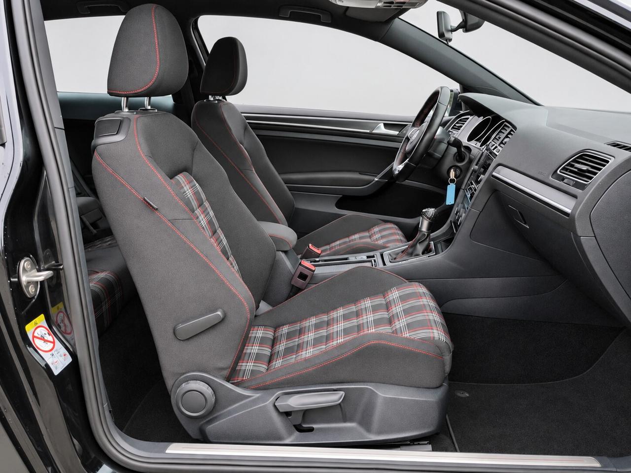 Volkswagen Golf GTI 2.0 TSI 3p. BlueMotion Technology