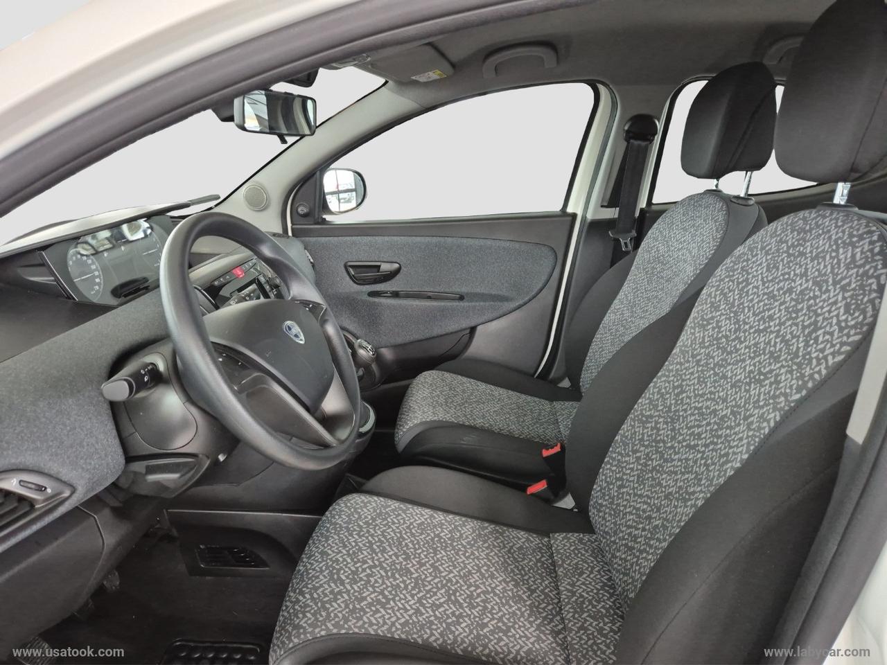 LANCIA Ypsilon 1.0 FireFly 5p. S&S Hybrid LANCIA YPSILON 1.0 HYBRID