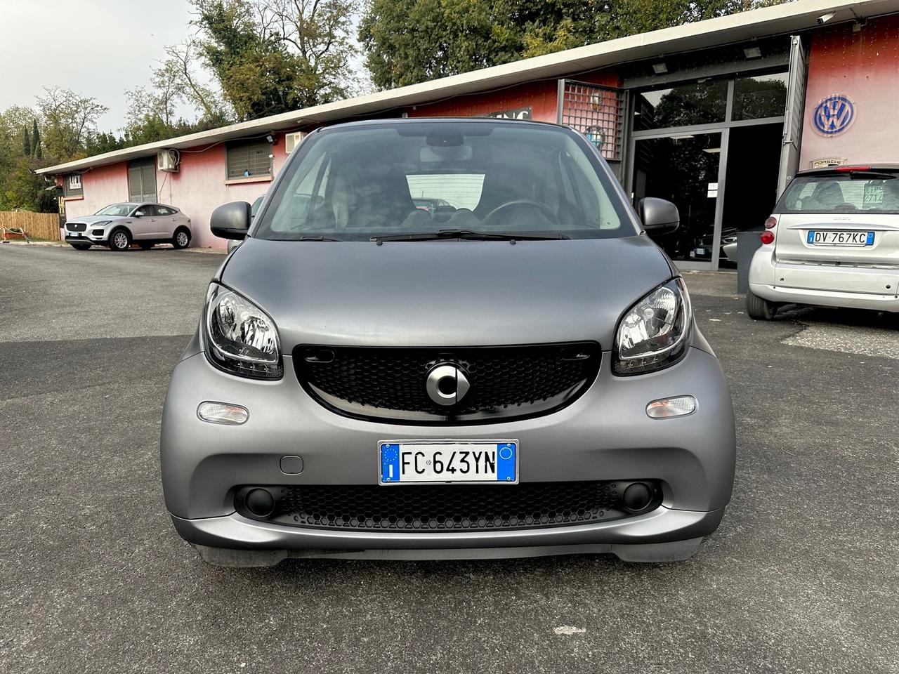 Smart ForTwo 70 1.0 twinamic Passion Matt UNIPRO Grau Permute Rate Garantita