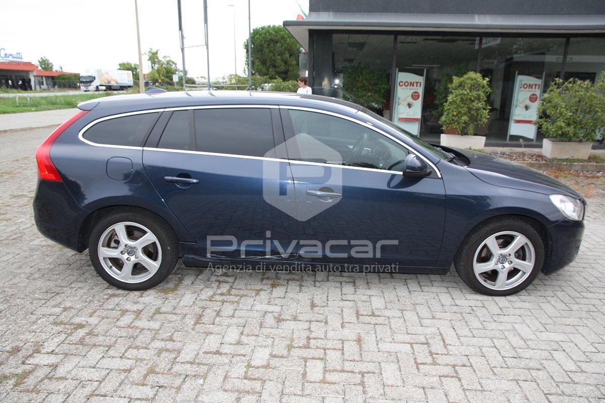 VOLVO V60 D3 Geartronic Momentum