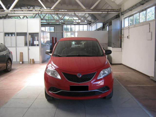 LANCIA Ypsilon 0.9 TwinAir 85 CV 5 porte Metano Ecochic