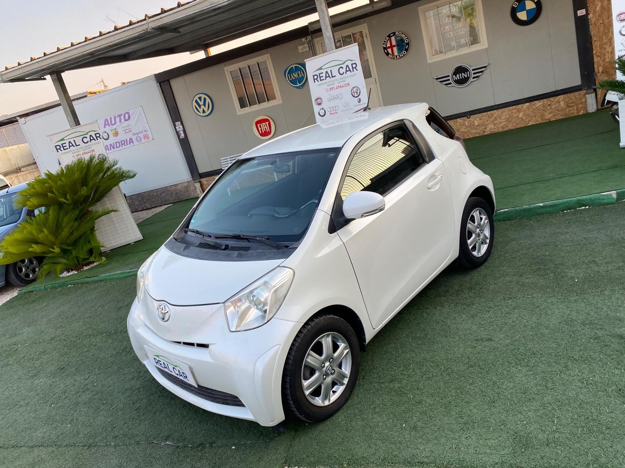 Toyota iQ Clima Benzina Neopatentati