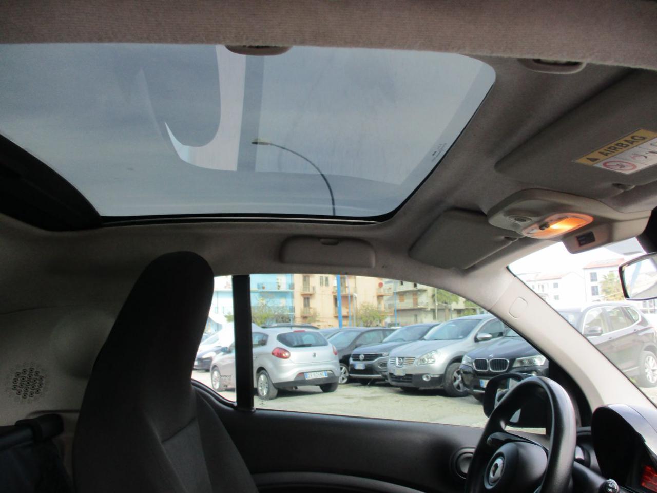 SMART FORTWO 70 1.0 twinamic Youngster