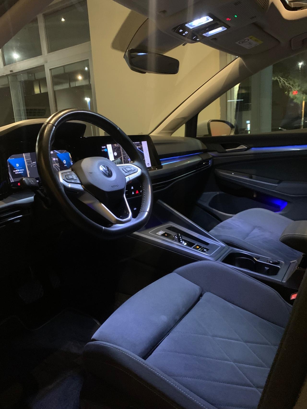 Volkswagen Golf 1.5 eTSI 150 CV EVO ACT DSG Life