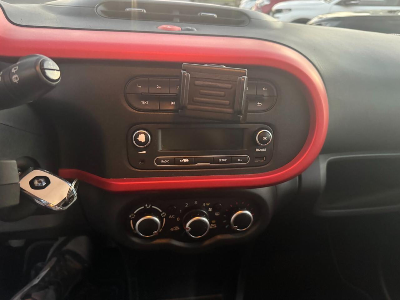 RENAULT TWINGO 1.0 BENZINA 2016