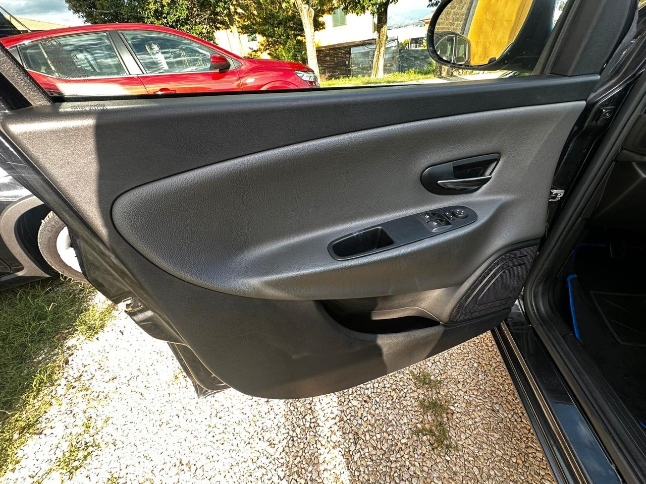 Lancia Ypsilon 1.3 Mjt Gold Neopatentati Ok Ztl