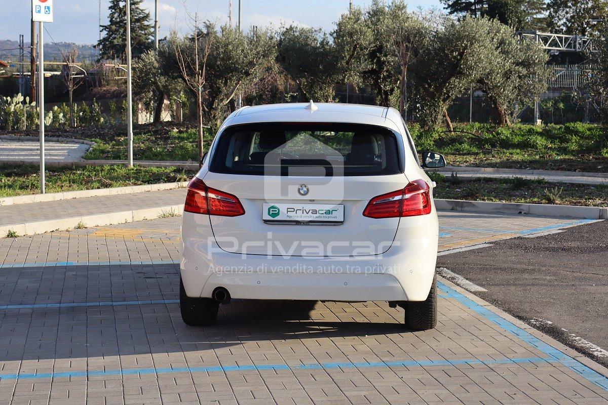 BMW 218i Active Tourer Advantage