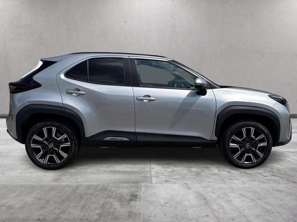 Toyota Yaris Cross 1.5h Lounge fwd 130cv e-cvt