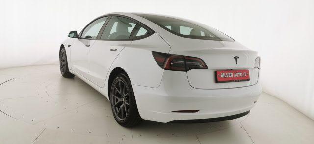 TESLA Model 3 RWD